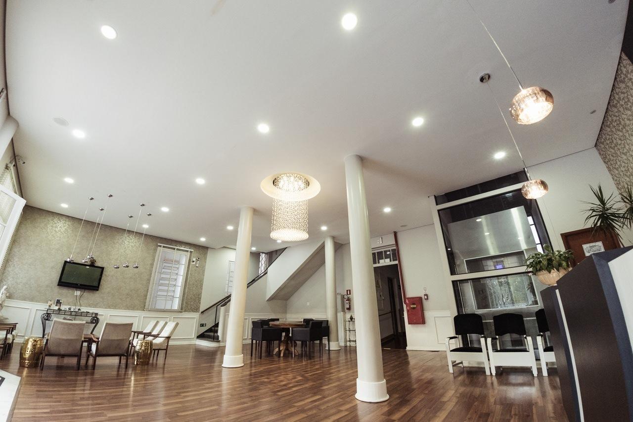 D'oeste - Mova Hotel