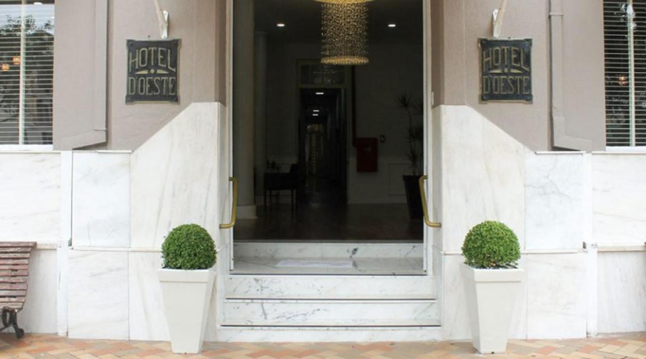 Hotel Mova D'oeste - Localizado Em Frente A Praca Principal Da Cidade, Na Area - Pe Na Praca 3*